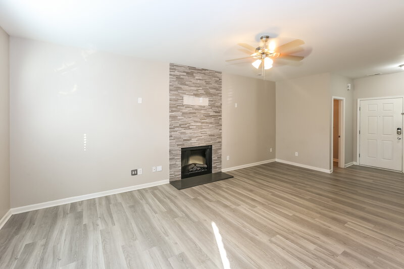 2,090/Mo, 802 Wesley Alan Ln Charlotte, NC 28213 Misc View 3