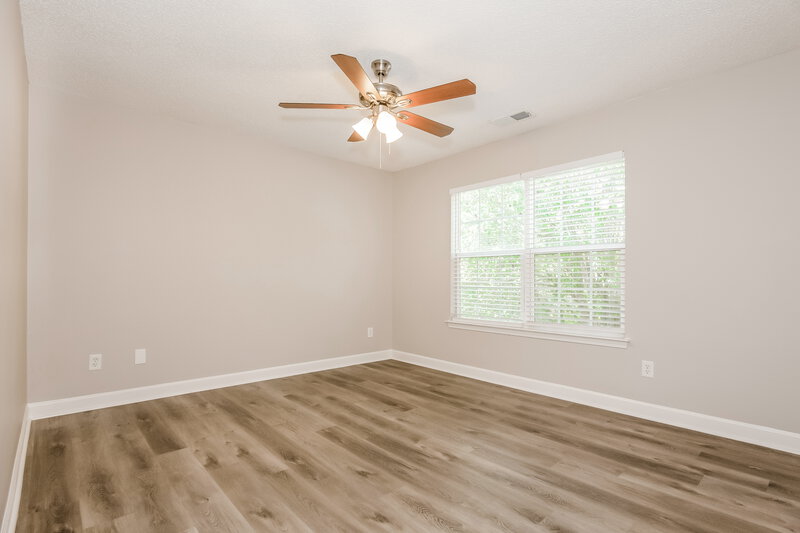 1,910/Mo, 326 Kingville Dr Charlotte, NC 28213 Main Bedroom View