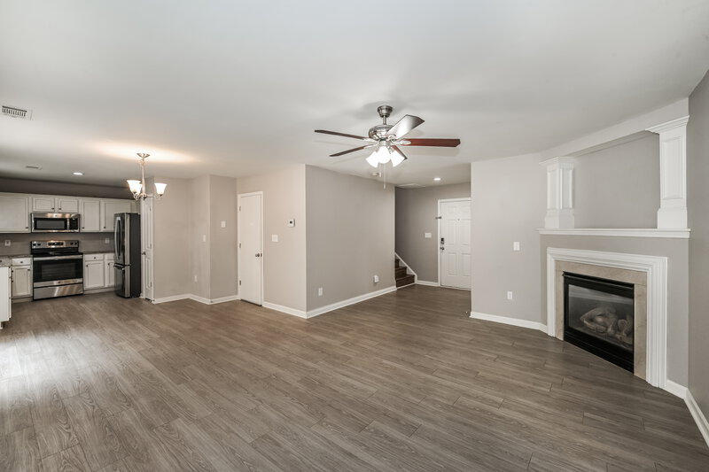 1,980/Mo, 130 Hampshire Dr Mooresville, NC 28115 Living Room View 2