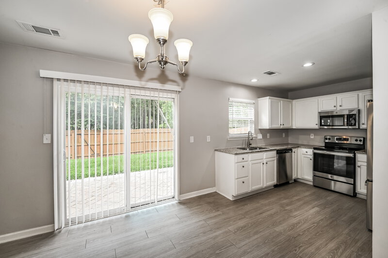1,980/Mo, 130 Hampshire Dr Mooresville, NC 28115 Dining Room View