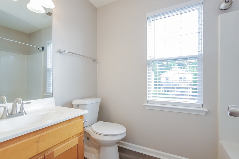 1,880/Mo, 328 Amir Cir Matthews, NC 28105 Bathroom View