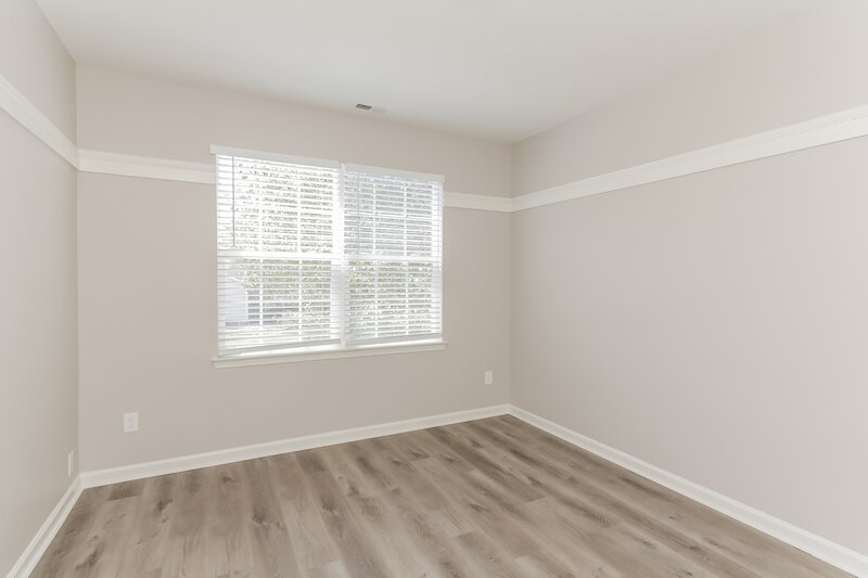 2,325/Mo, 7223 Claiborne Woods Rd Charlotte, NC 28216 Bedroom View