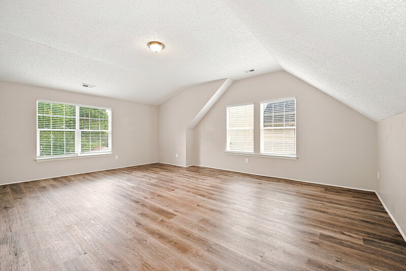 2,295/Mo, 7223 Claiborne Woods Rd Charlotte, NC 28216 Bonus Room View