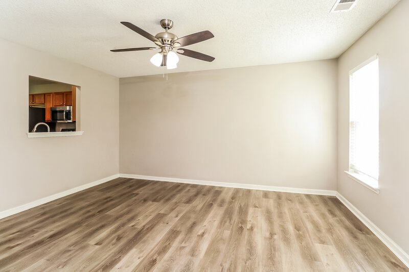 1,825/Mo, 3530 Joel Turner Dr Charlotte, NC 28216 Living Room View