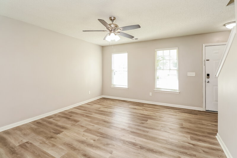 1,825/Mo, 3530 Joel Turner Dr Charlotte, NC 28216 Main Bedroom View 2