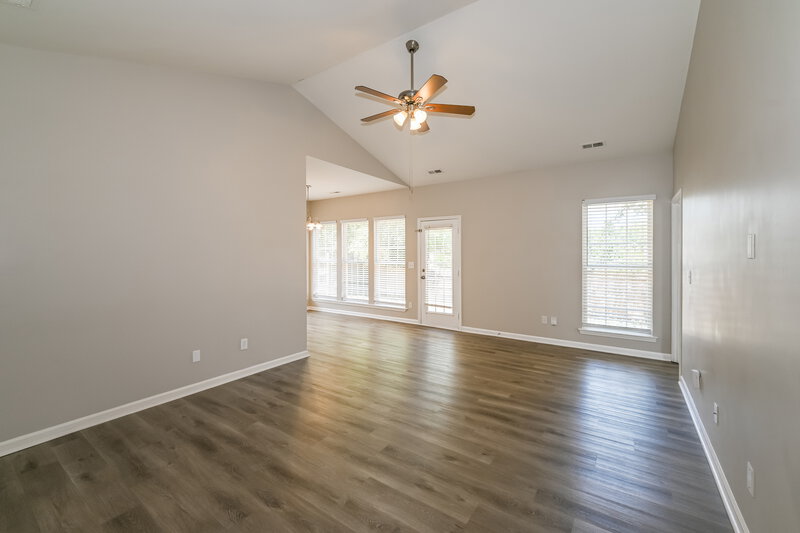1,870/Mo, 8704 Rozumny Dr Charlotte, NC 28216 Living Room View 3