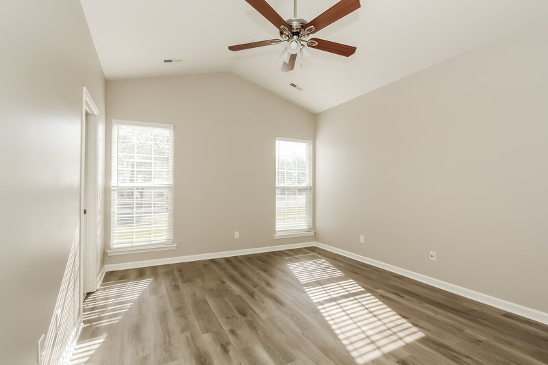 2,680/Mo, 8704 Rozumny Dr Charlotte, NC 28216 Main Bedroom View 2