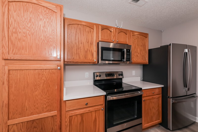 1,790/Mo, 1909 Harrison Park Dr Waxhaw, NC 28173 Kitchen View 2