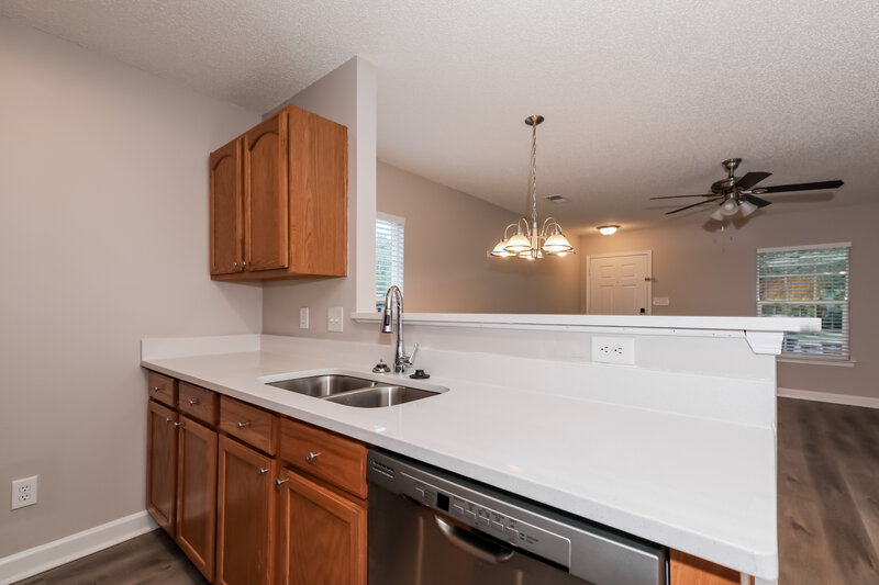 1,790/Mo, 1909 Harrison Park Dr Waxhaw, NC 28173 Kitchen View 3