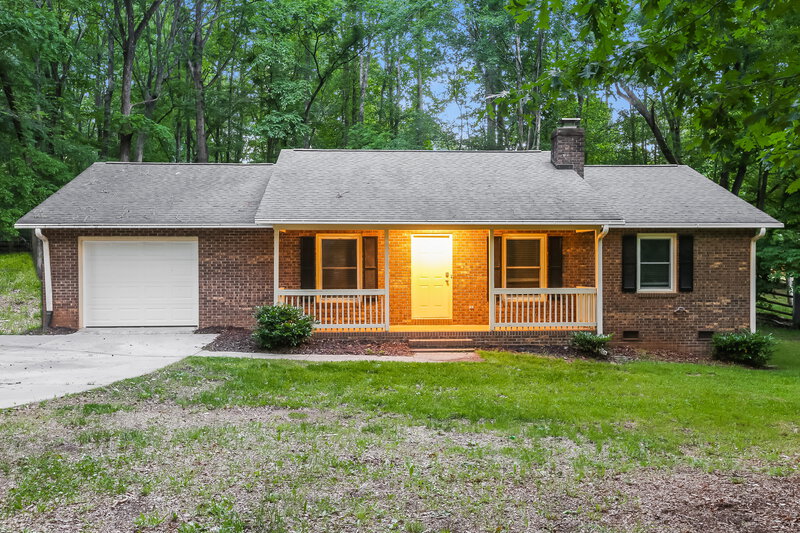 2,880/Mo, 431 Hillcrest Dr Harrisburg, NC 28075 External View