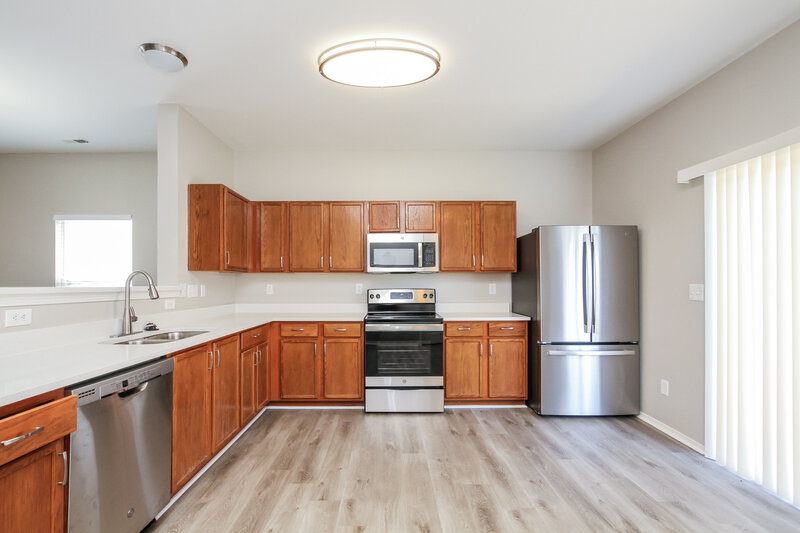 2,230/Mo, 3614 Charterhall Ln Charlotte, NC 28215 Kitchen View