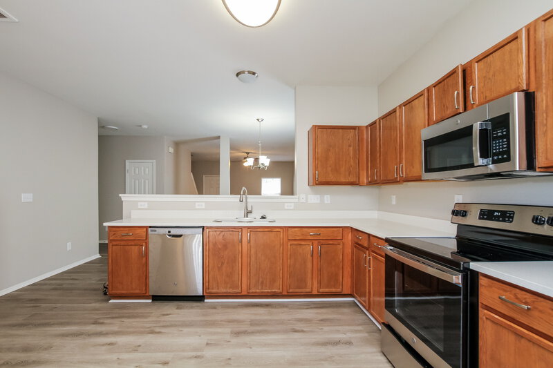 2,230/Mo, 3614 Charterhall Ln Charlotte, NC 28215 Kitchen View 2