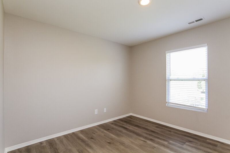 2,230/Mo, 3614 Charterhall Ln Charlotte, NC 28215 Bedroom View 2