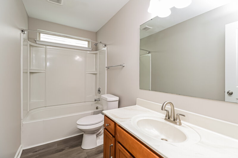 2,550/Mo, 12423 Hunting Birds Ln Charlotte, NC 28278 Bathroom View