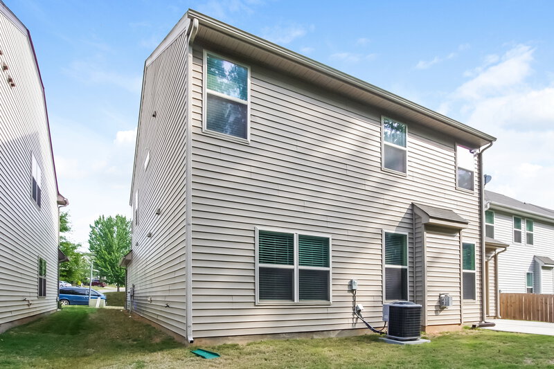 2,685/Mo, 12423 Hunting Birds Ln Charlotte, NC 28278 Rear View