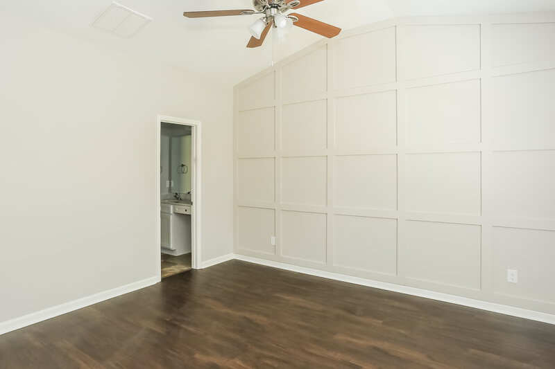2,130/Mo, 7609 Malden Park Dr Charlotte, NC 28215 Main Bedroom View 2