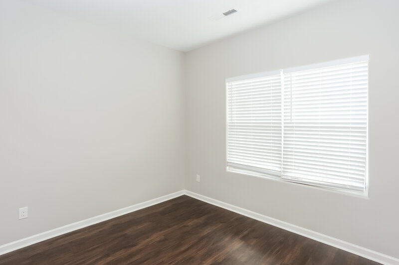2,130/Mo, 7609 Malden Park Dr Charlotte, NC 28215 Bedroom View 2