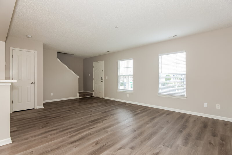 1,815/Mo, 9809 Holly Park Dr Charlotte, NC 28214 Living Room View 2