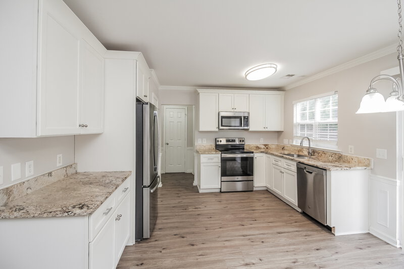 3,110/Mo, 9307 Bellegarde Dr Charlotte, NC 28277 Kitchen View