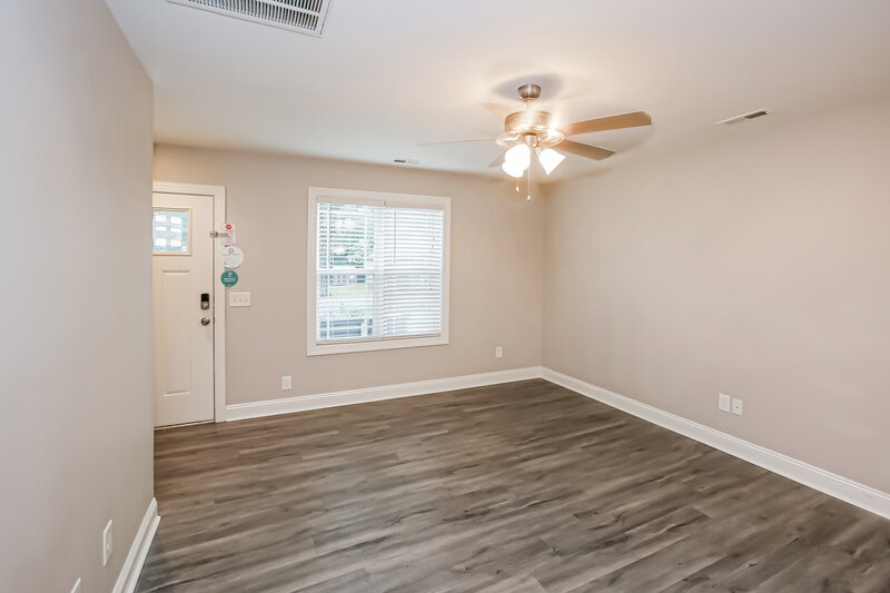 1,890/Mo, 3861 Sarah Dr NW Concord, NC 28027 Living Room View