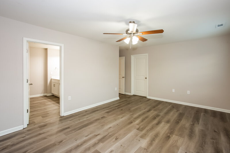 2,610/Mo, 582 Shellbark Dr Concord, NC 28025 Main Bedroom View 2