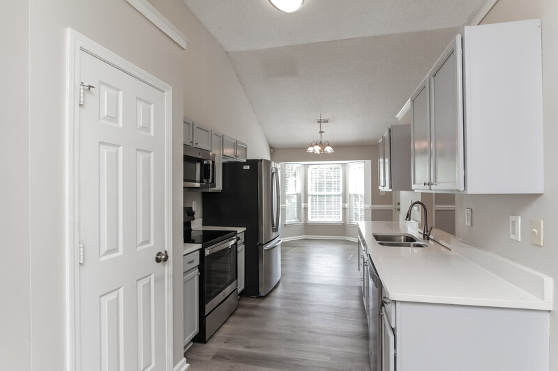 2,115/Mo, 2904 Dairy Farm Dr Monroe, NC 28110 Kitchen View 2