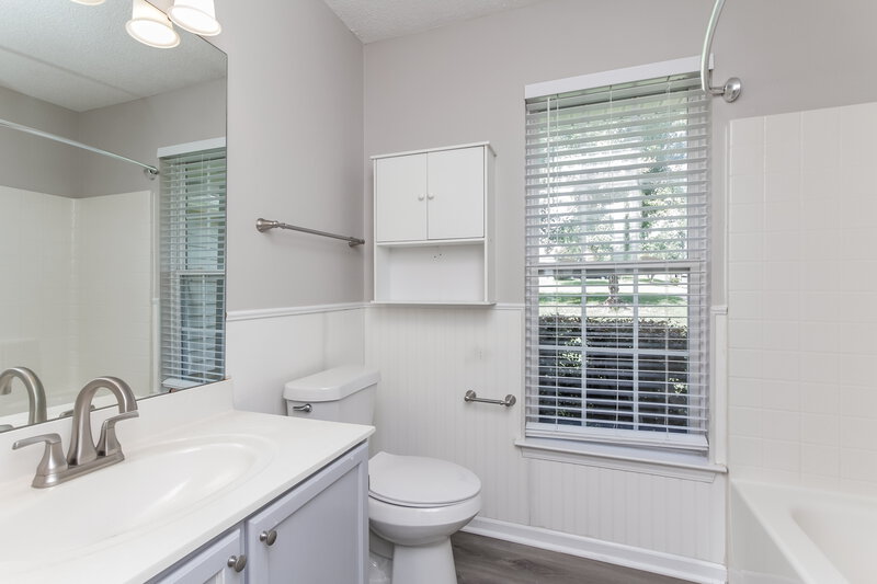 2,115/Mo, 2904 Dairy Farm Dr Monroe, NC 28110 Bathroom View