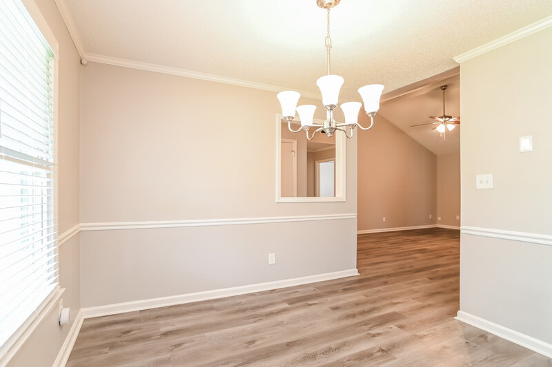 2,130/Mo, 4040 Coopersdale Rd Charlotte, NC 28273 Dining Room View