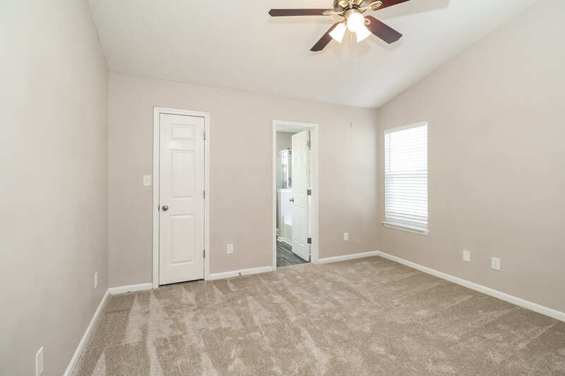 1,875/Mo, 3205 Forest Creek Ct Gastonia, NC 28052 Main Bedroom View