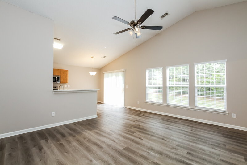 1,940/Mo, 128 Bosburg Dr Mooresville, NC 28115 Living Room View 2