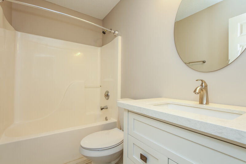 1,940/Mo, 128 Bosburg Dr Mooresville, NC 28115 Bathroom View