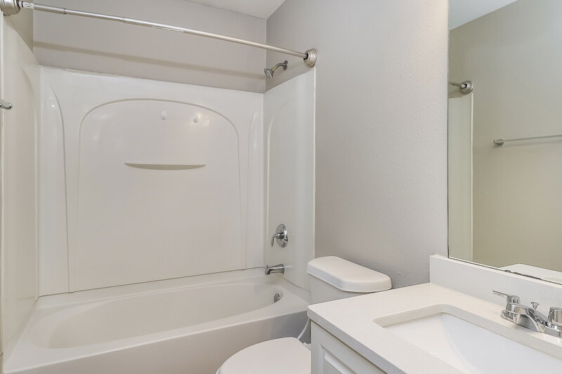 1,835/Mo, 333 Hunslet Cir Charlotte, NC 28206 Bathroom View