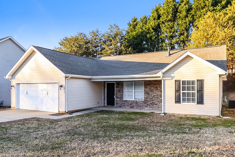 1,725/Mo, 2622 Amber Crest Dr Gastonia, NC 28052 Front View