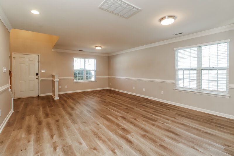 1,875/Mo, 6406 Nevin Rd Charlotte, NC 28262 Living Room View 2