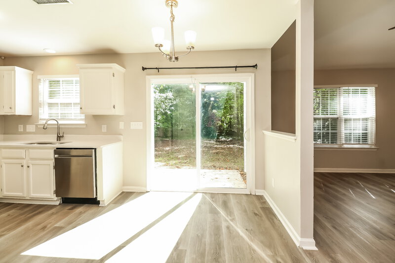 1,875/Mo, 6406 Nevin Rd Charlotte, NC 28262 Dining Room View