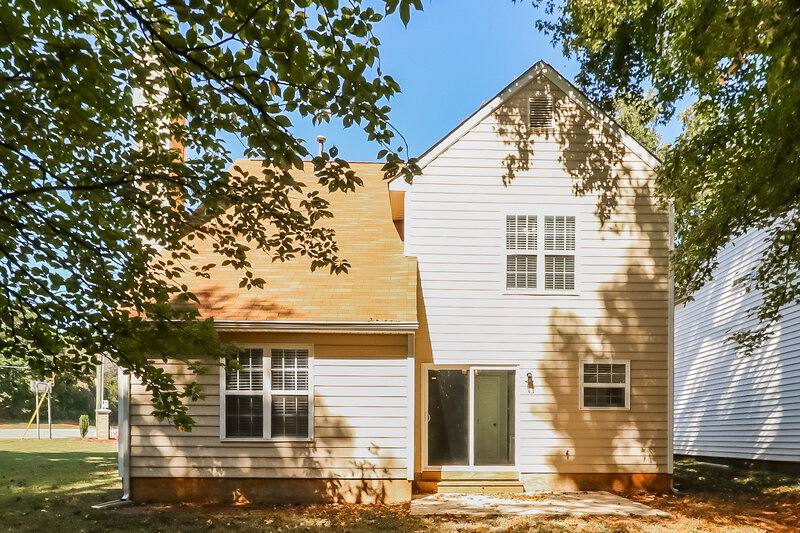 1,875/Mo, 6406 Nevin Rd Charlotte, NC 28262 Rear View