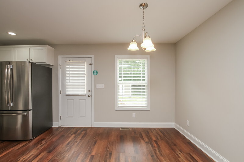 2,550/Mo, 8286 Historic Hill Dr Mt Pleasant, NC 28124 Dining Room View