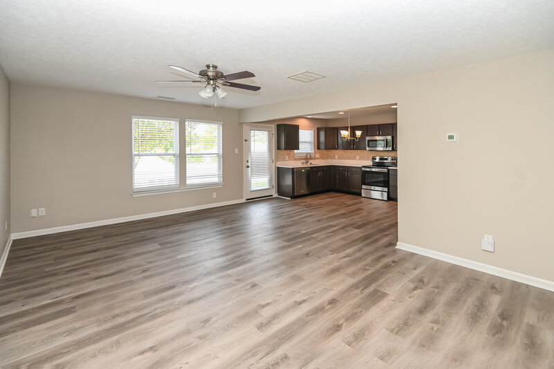 1,910/Mo, 831 Littleton Dr Concord, NC 28025 Living Room View