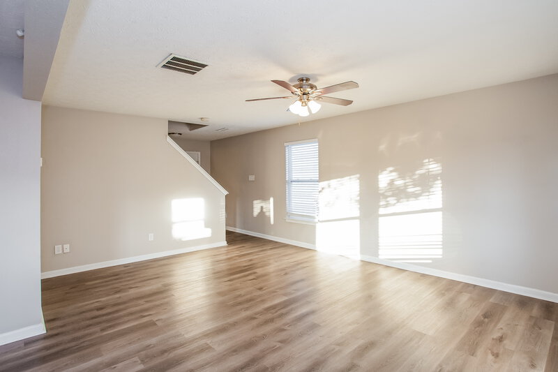 1,870/Mo, 831 Littleton Dr Concord, NC 28025 Living Room View 2