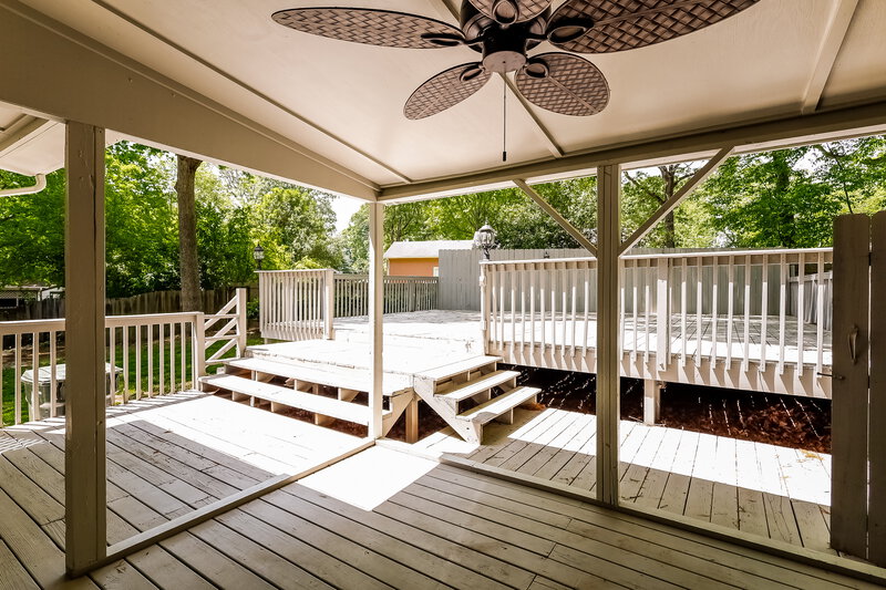 1,965/Mo, 304 S Westover Dr Monroe, NC 28112 Sunroom View