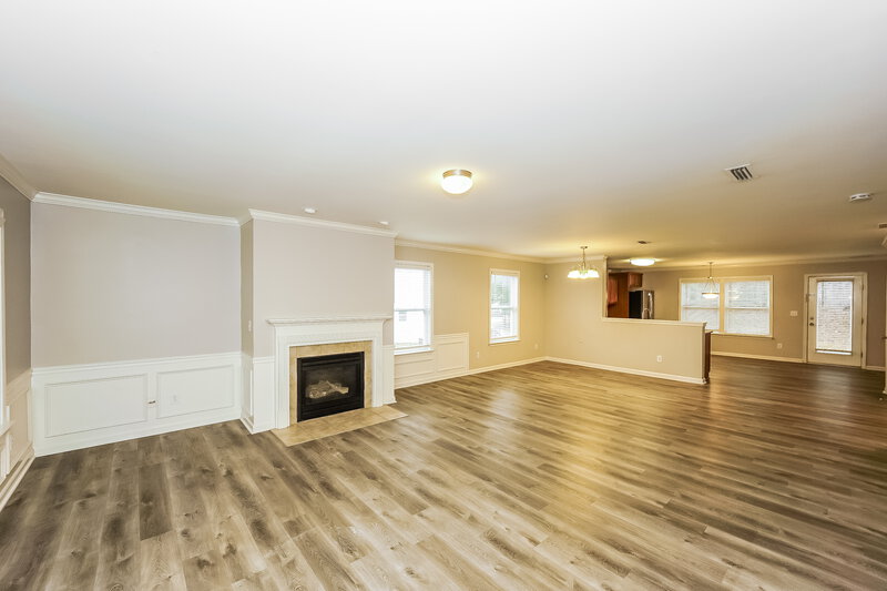 2,175/Mo, 9622 Fernspray Rd Charlotte, NC 28215 Living Room View 2