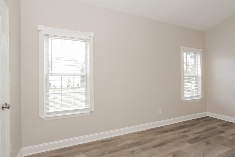 1,740/Mo, 6414 Pence Grove Rd Charlotte, NC 28215 Main Bedroom View