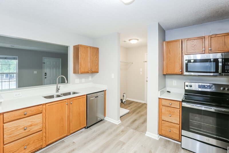 1,855/Mo, 7218 William Reynolds Dr Charlotte, NC 28215 Kitchen View