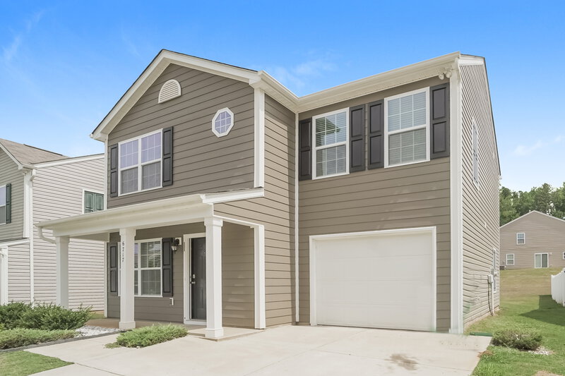 1,865/Mo, 6717 Broad Valley Ct. Charlotte, NC 28216 Front View