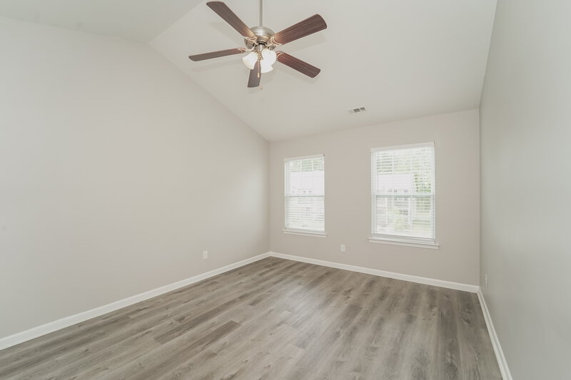 1,865/Mo, 6717 Broad Valley Ct. Charlotte, NC 28216 Main Bedroom View 2