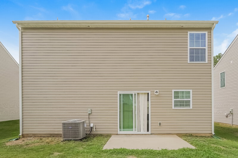 1,865/Mo, 6717 Broad Valley Ct. Charlotte, NC 28216 Rear View