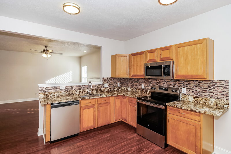 2,300/Mo, 5670 Hammermill Dr Harrisburg, NC 28075 Kitchen View