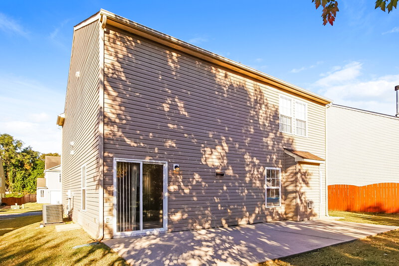 2,300/Mo, 5670 Hammermill Dr Harrisburg, NC 28075 Rear View