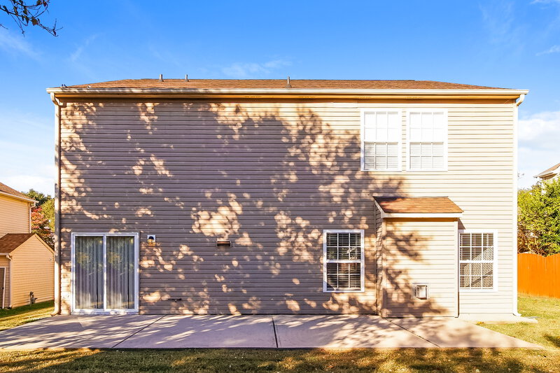 2,300/Mo, 5670 Hammermill Dr Harrisburg, NC 28075 Rear View 2