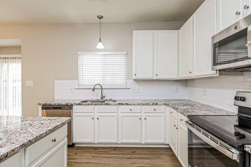 1,835/Mo, 414 Tribune Dr Charlotte, NC 28214 Kitchen View